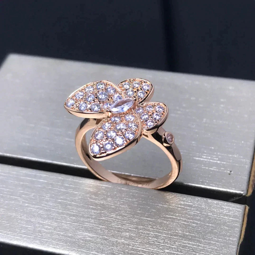 ¡®Dream¡¯ SCHMETTERLING PINKGOLD DIAMANT RING