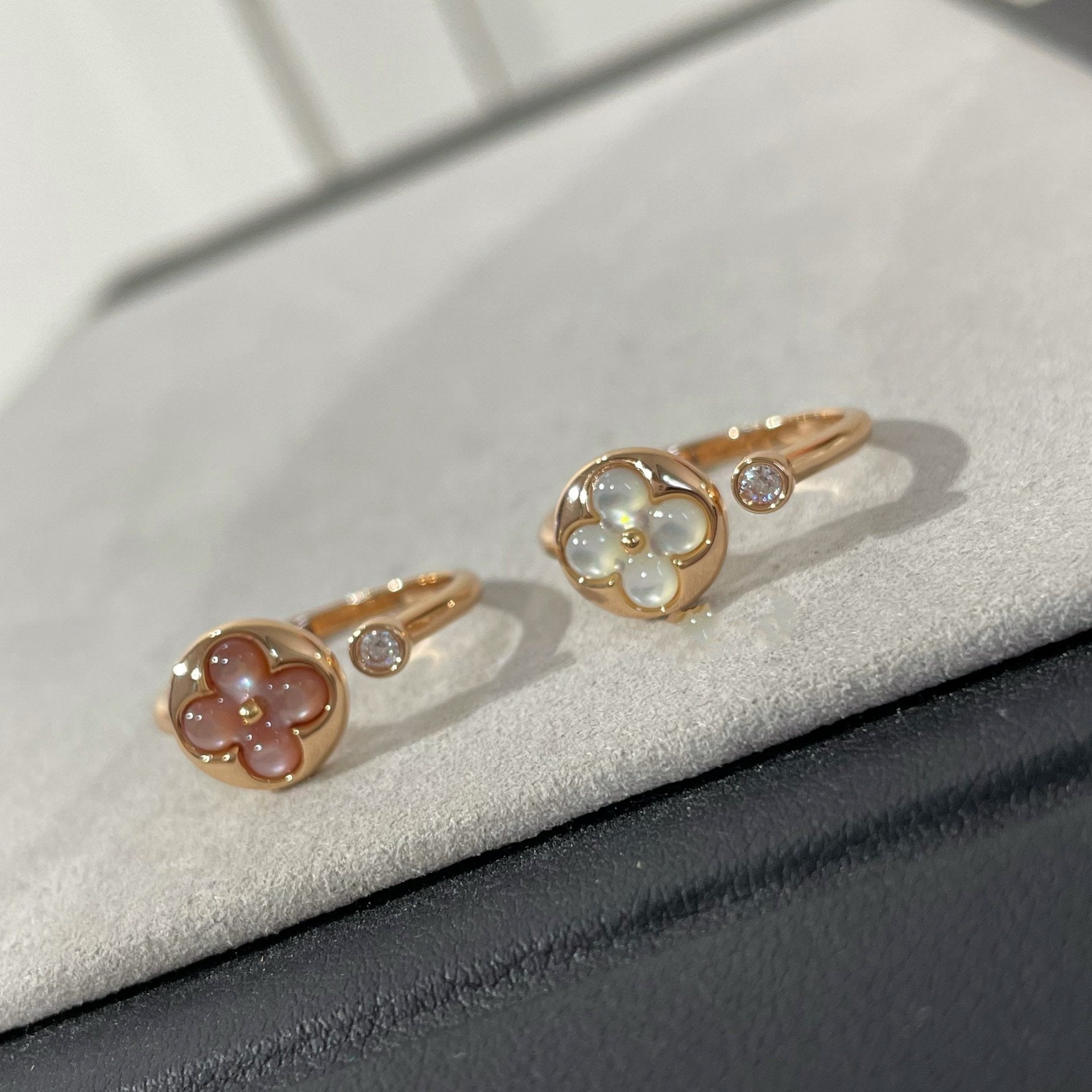 ¡®Dream¡¯SUN 1 DIAMOND PINK MOP RING
