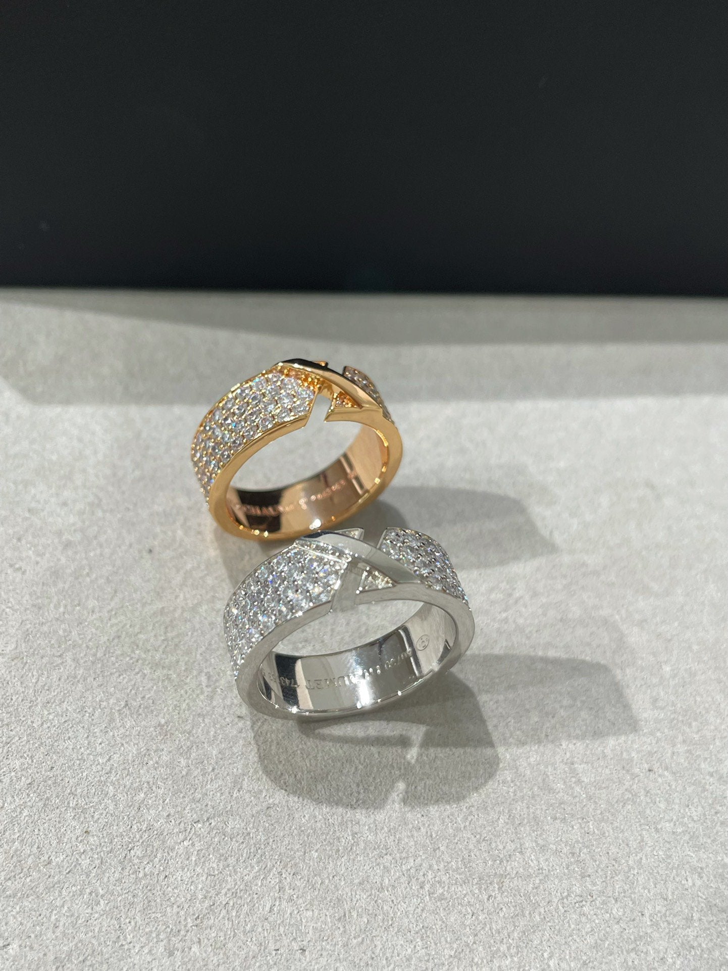 ¡®Dream¡¯LIENS EVIDENCE  DIAMOND PAVED RING