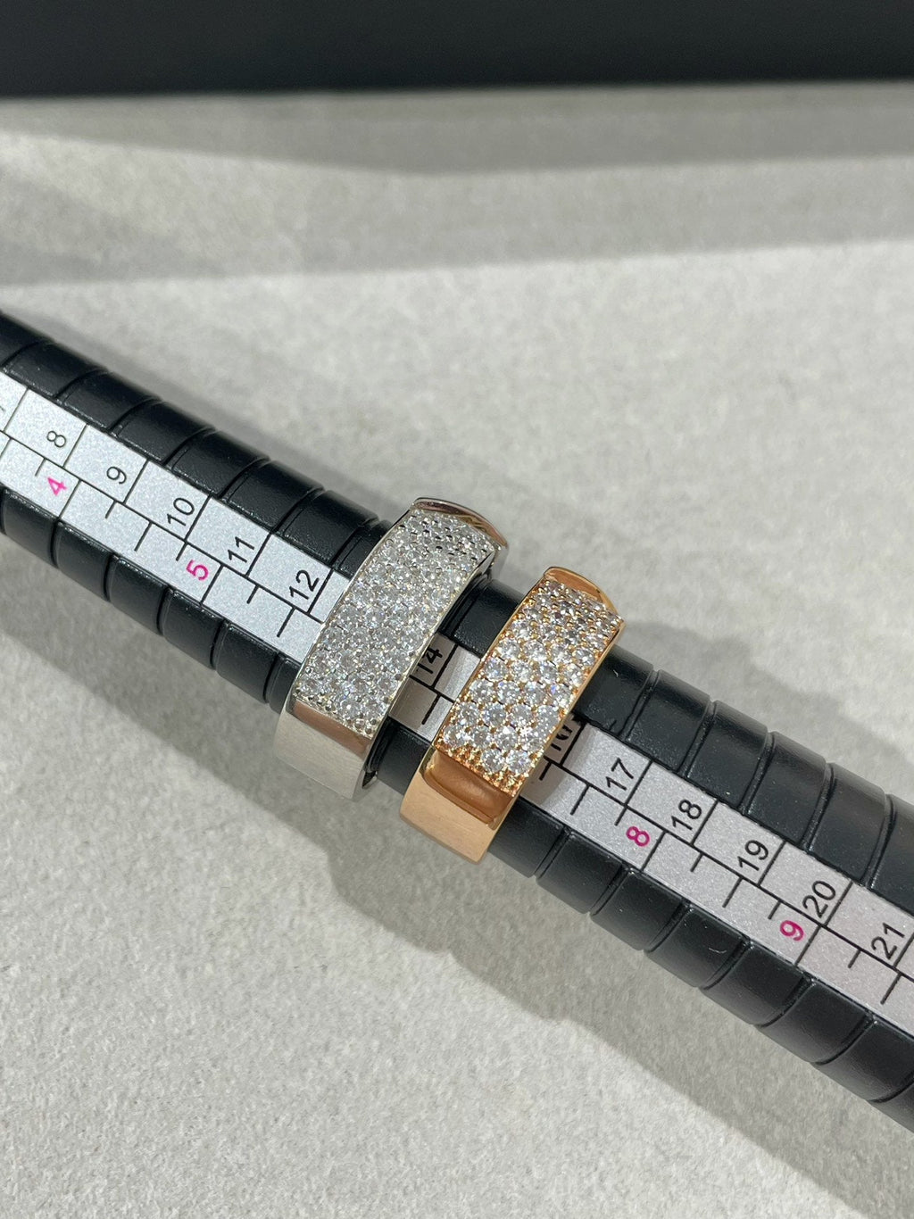 ¡®Dream¡¯LIENS EVIDENCE  DIAMOND PAVED RING