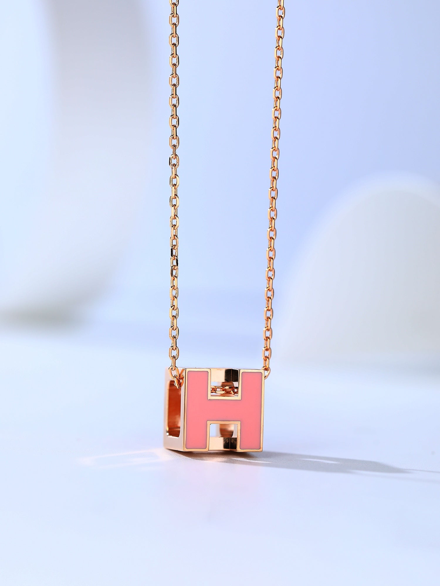 ¡®Dream¡¯H CAGE PINK GOLD NECKLACE