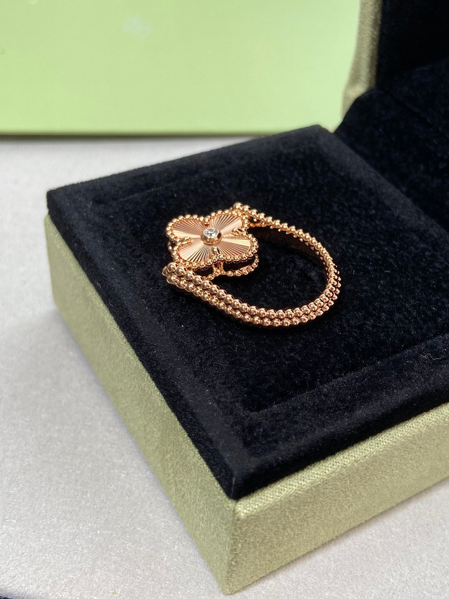 ¡®Dream¡¯CLOVER RIVERSIBLE ROSE GOLD RING