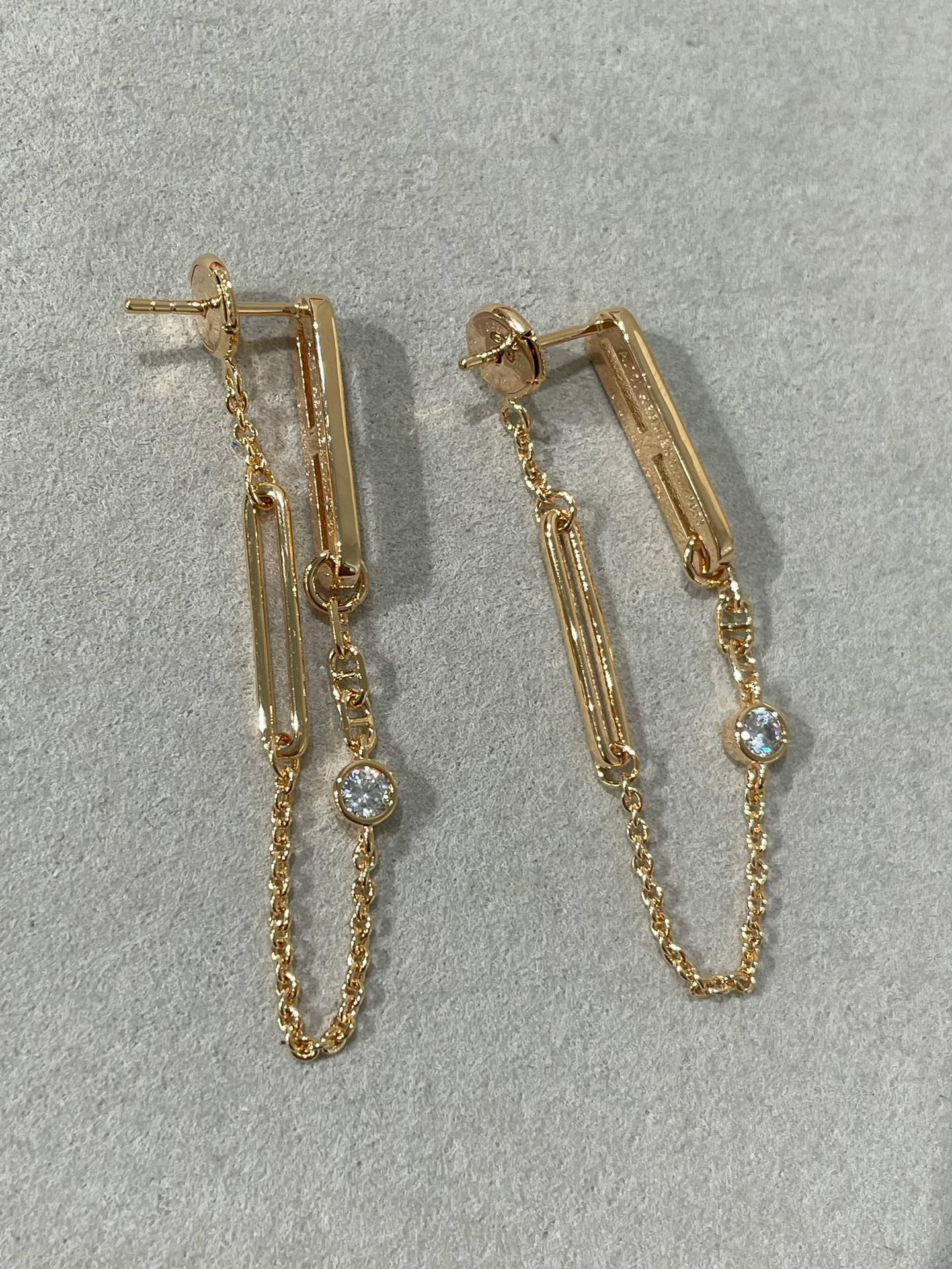 ¡®Dream¡¯CHAINE CHAOS DIAMOND DROP EARRINGS