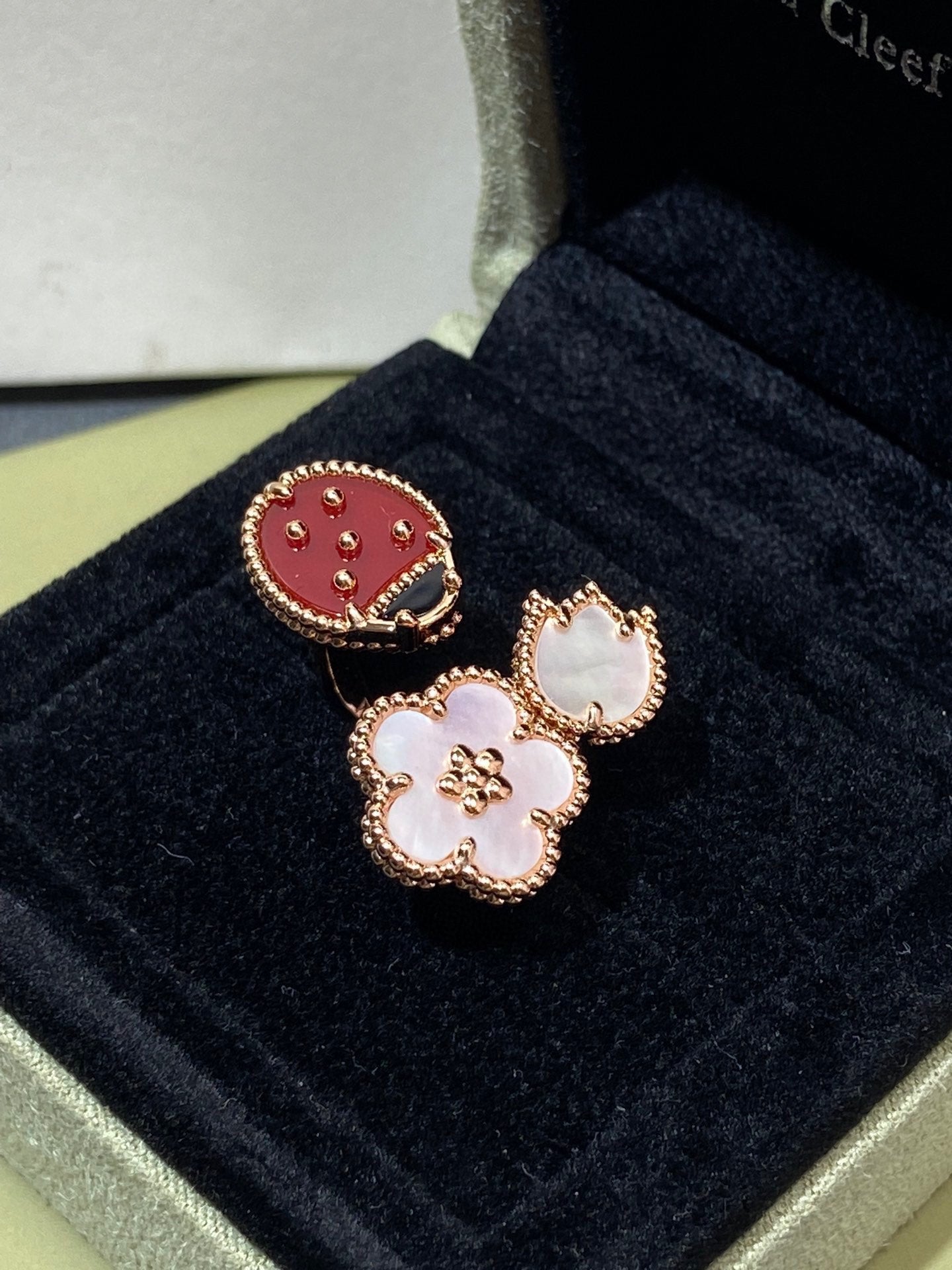 ¡®Dream¡¯LUCKY 3 MOTIF ROSE GOLD RING
