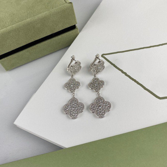 ¡®Dream¡¯CLOVER 3 MOTIF DIAMOND SILVER DROP EARRINGS
