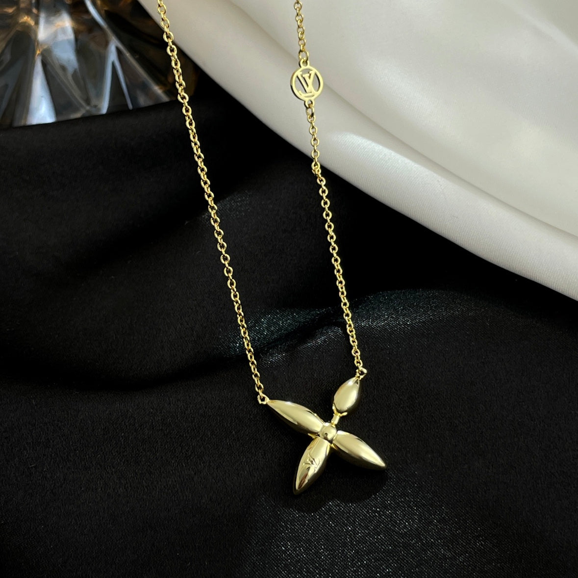 ¡®Dream¡¯LOUISETTE GOLD NECKLACE