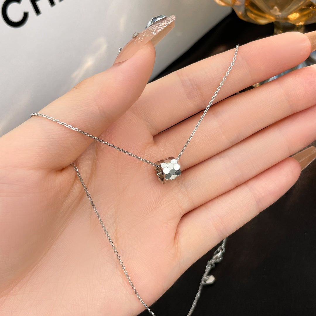 ¡®Dream¡¯BEE MINI NECKLACE