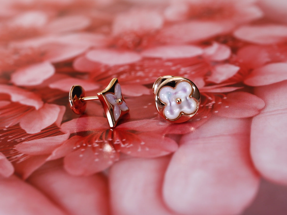 ¡®Dream¡¯STAR AND SUN PINK GOLD MOP STUD EARRINGS