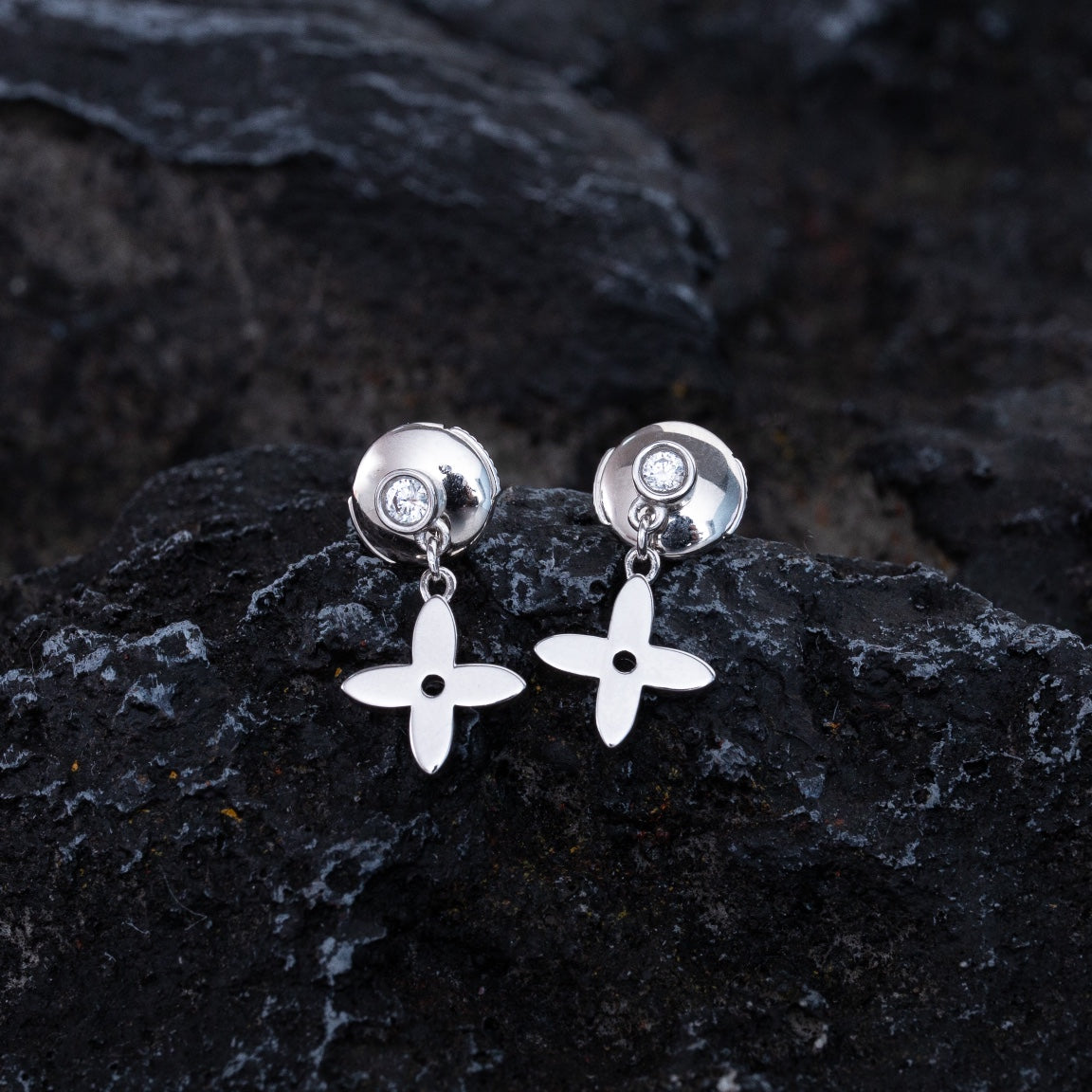 ¡®Dream¡¯VIDYLLE SILVER DIAMOND MINI DROP EARRINGS