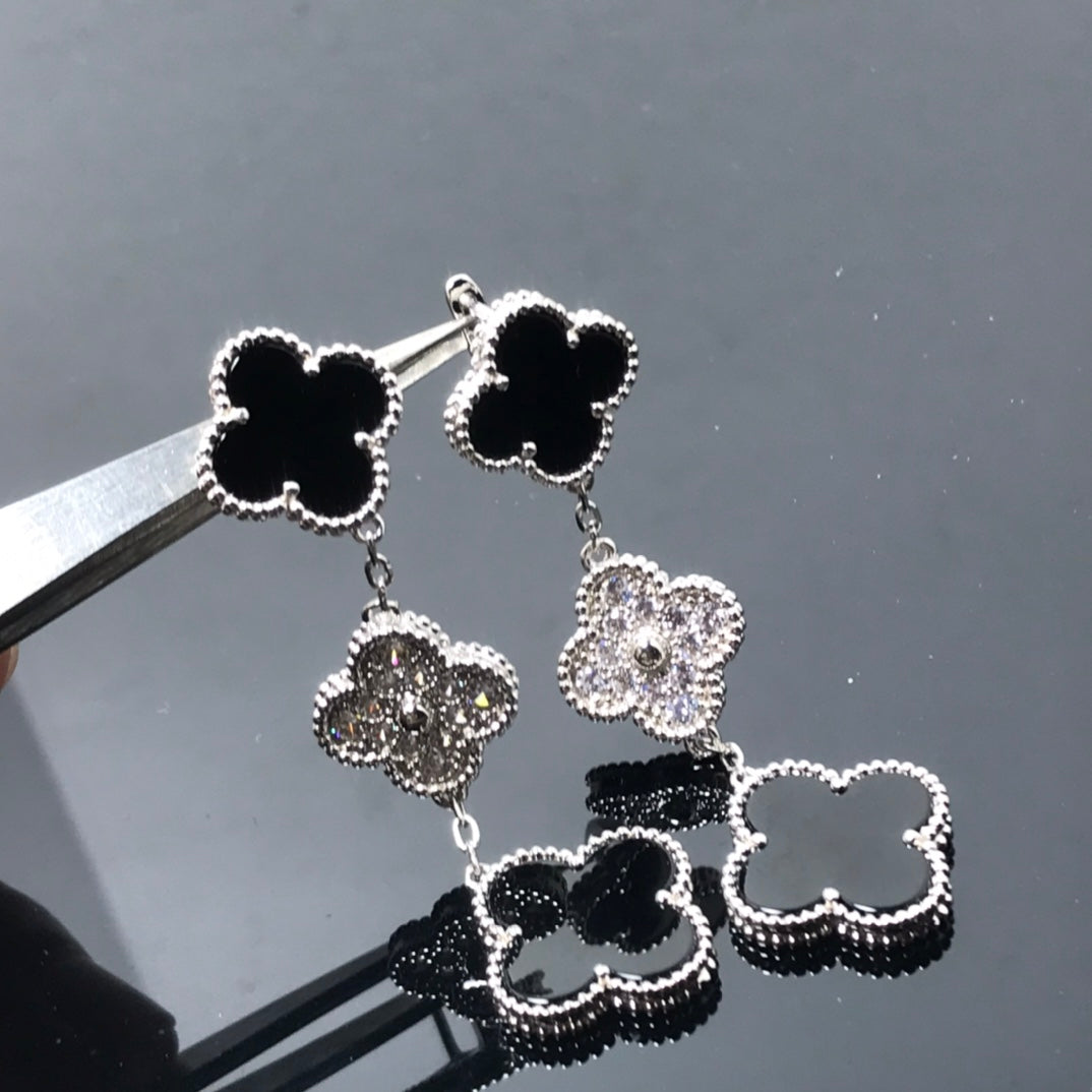 ¡®Dream¡¯CLOVER 3 MOTIF DIAMOND ONYX SILVER EARRINGS