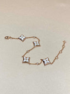 Armband mit 4 MOP Diamanten im ¡®Dream¡¯STAR-Motiv aus Roségold
