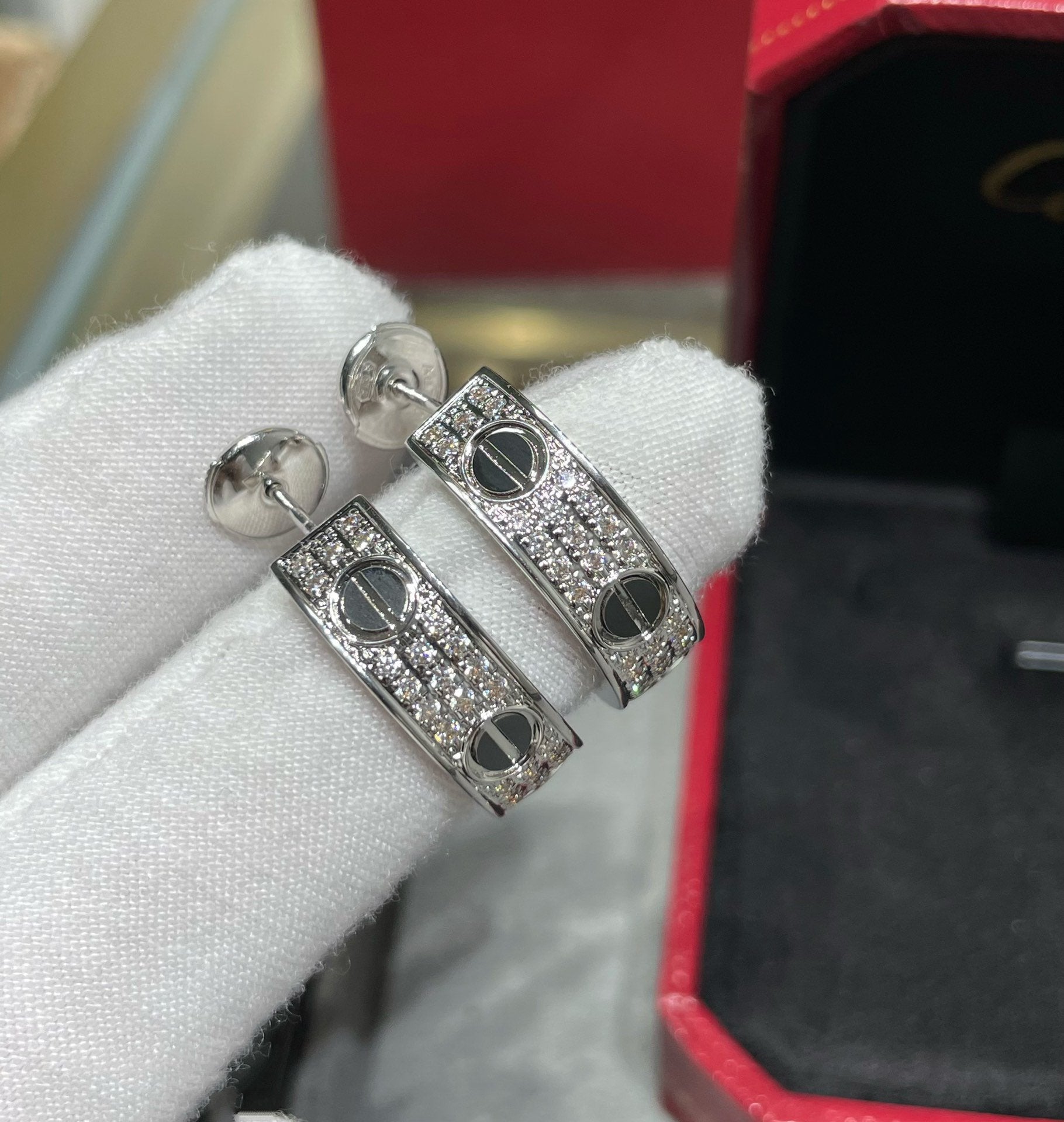 ¡®Dream¡¯LOVE CERAMIC DIAMOND PAVED SILVER EARRINGS