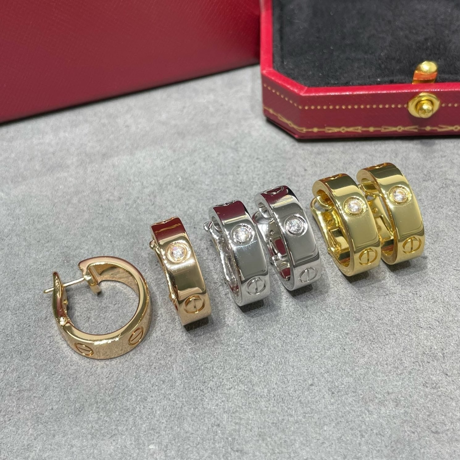 ¡®Dream¡¯LOVE 5.5MM 1 DIAMOND EARRINGS