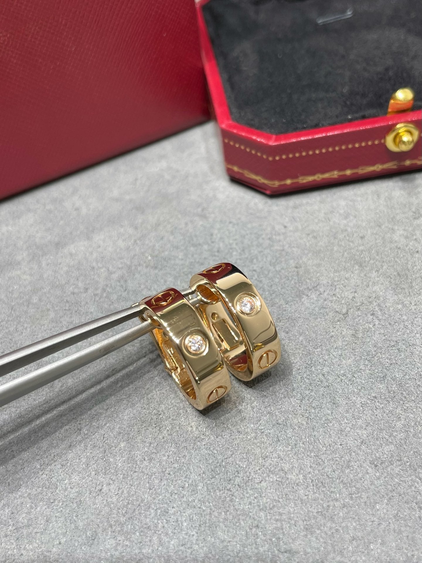 「ドリーム」ラブ 5.5MM 1 ダイヤモンドピアス