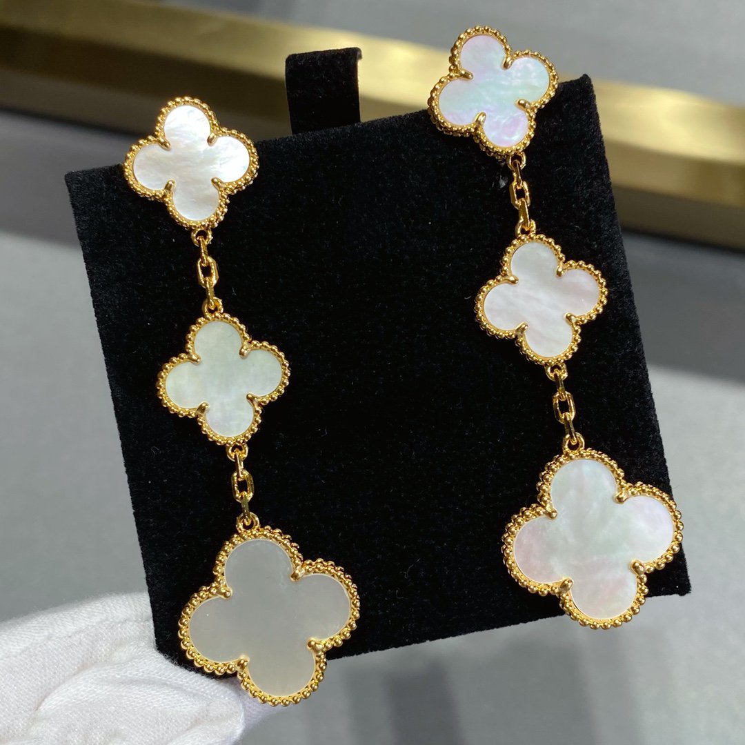 ¡®Dream¡¯CLOVER MOP 3 MOTIFS GOLD EARRINGS