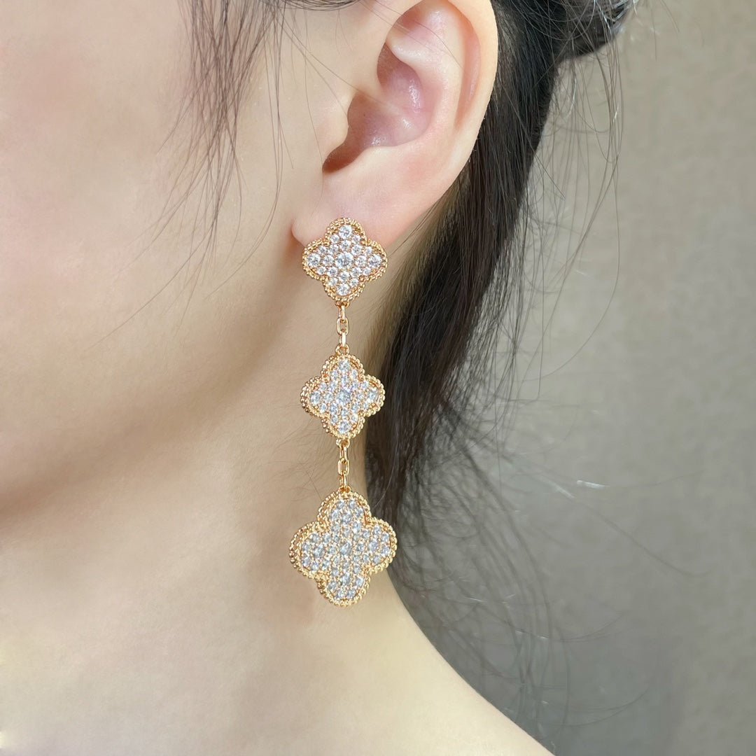 ¡®Dream¡¯CLOVER 3 MOTIFS DIAMOND PAVED ROSE GOLD EARRINGS