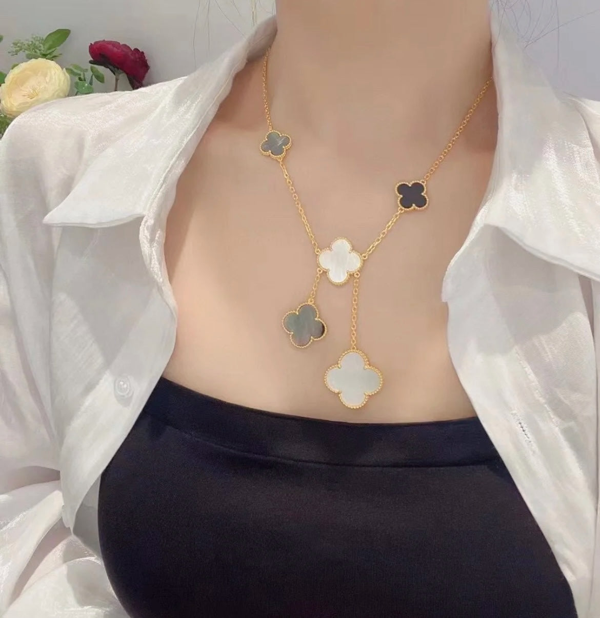 ¡®Dream¡¯CLOVER 6 MOTIF MOP ONYX GOLD NECKLACE