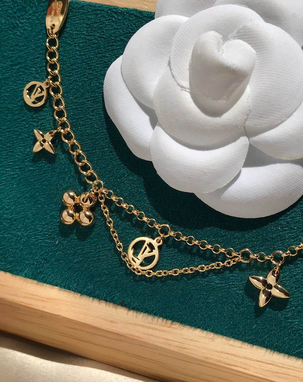 ¡®Dream¡¯BLOOMING PINK GOLD MOP BRACELET
