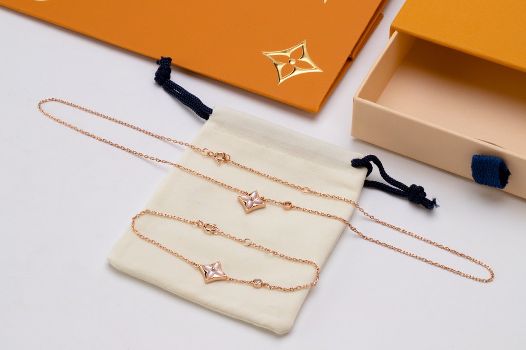 ¡®Dream¡¯STAR PINK MOP 1 DIAMOND PINK GOLD NECKLACE