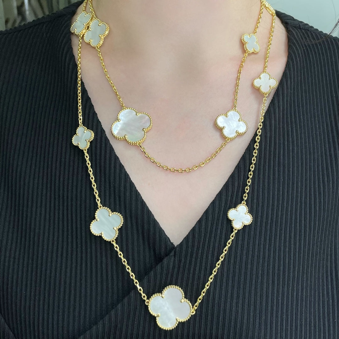 ¡®Dream¡¯CLOVER 16 MOTIF WHITE MOP GOLD NECKLACE