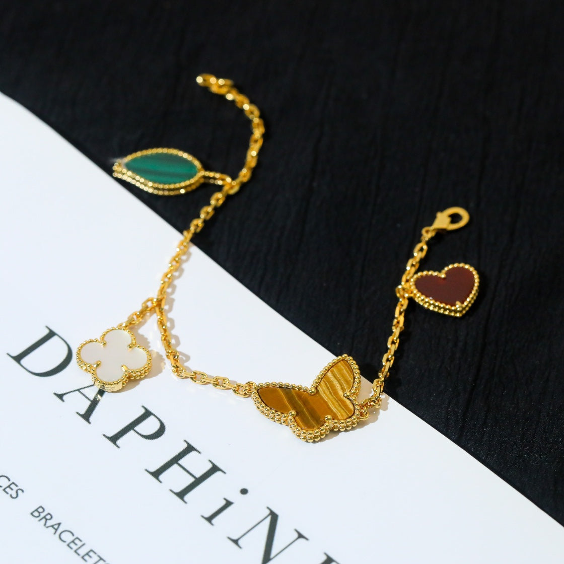 ¡®Dream¡¯LUCKY SPRING 5 MOTIF GOLD BRACELET