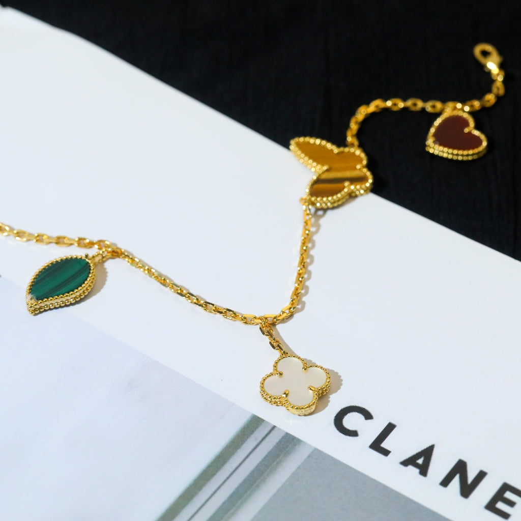 ¡®Dream¡¯LUCKY SPRING 5 MOTIF GOLD BRACELET