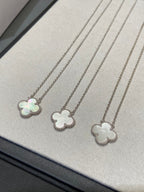 ¡®Dream¡¯CLOVER MEDIUM SILVER WHITE MOP NECKLACE