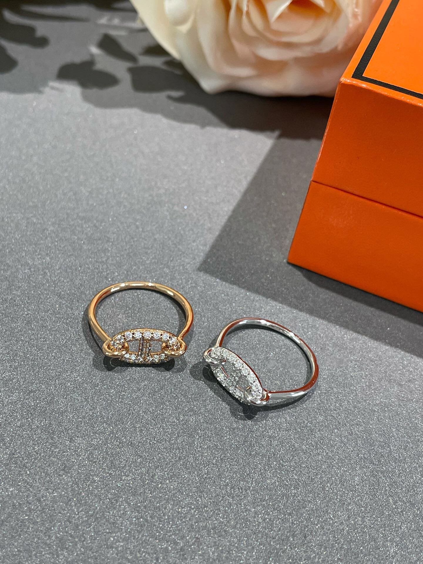 ¡®Dream¡¯RONDE SMALL DIAMOND RING