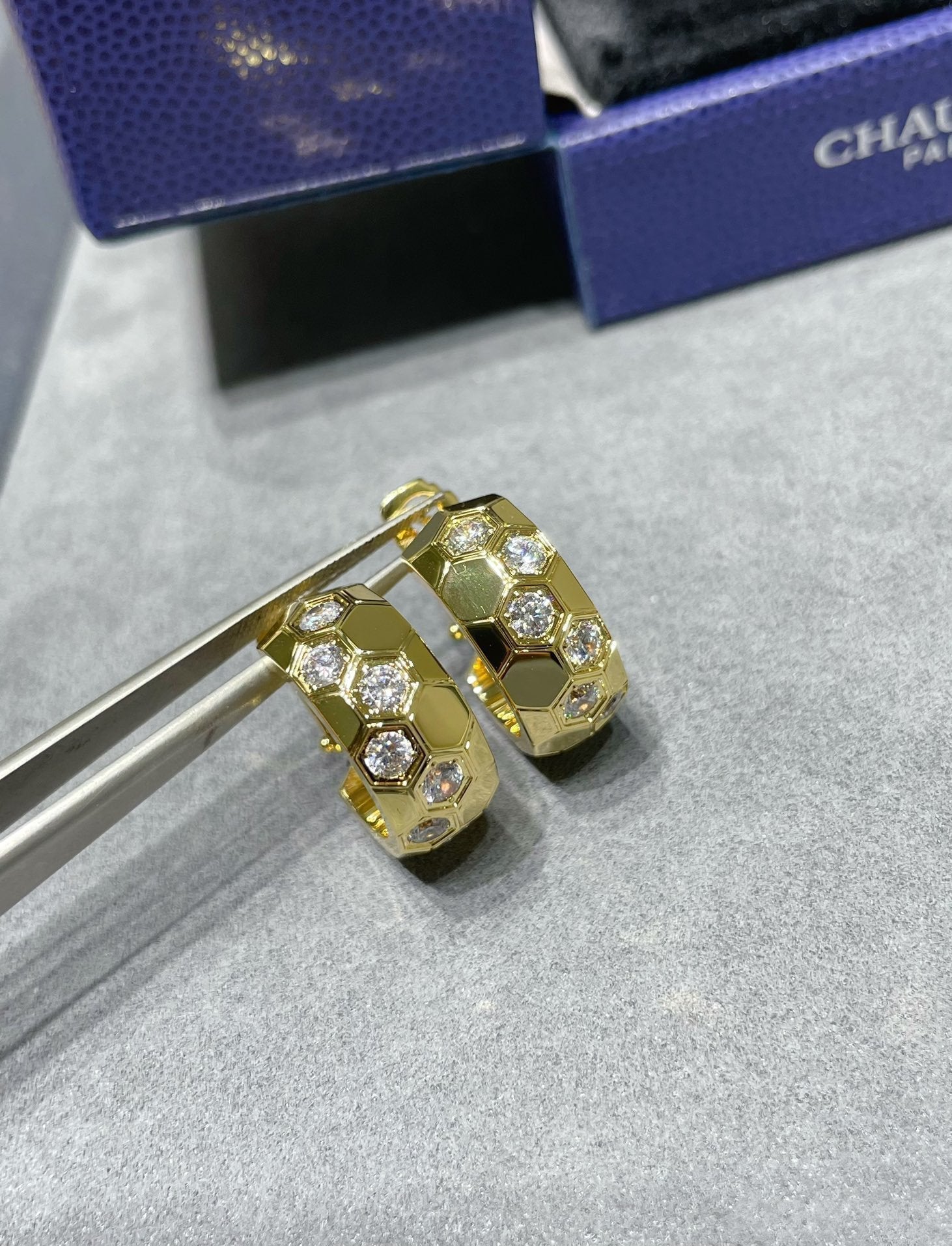 ¡®Dream¡¯BEE LOVE DIAMOND HOOP EARRINGS