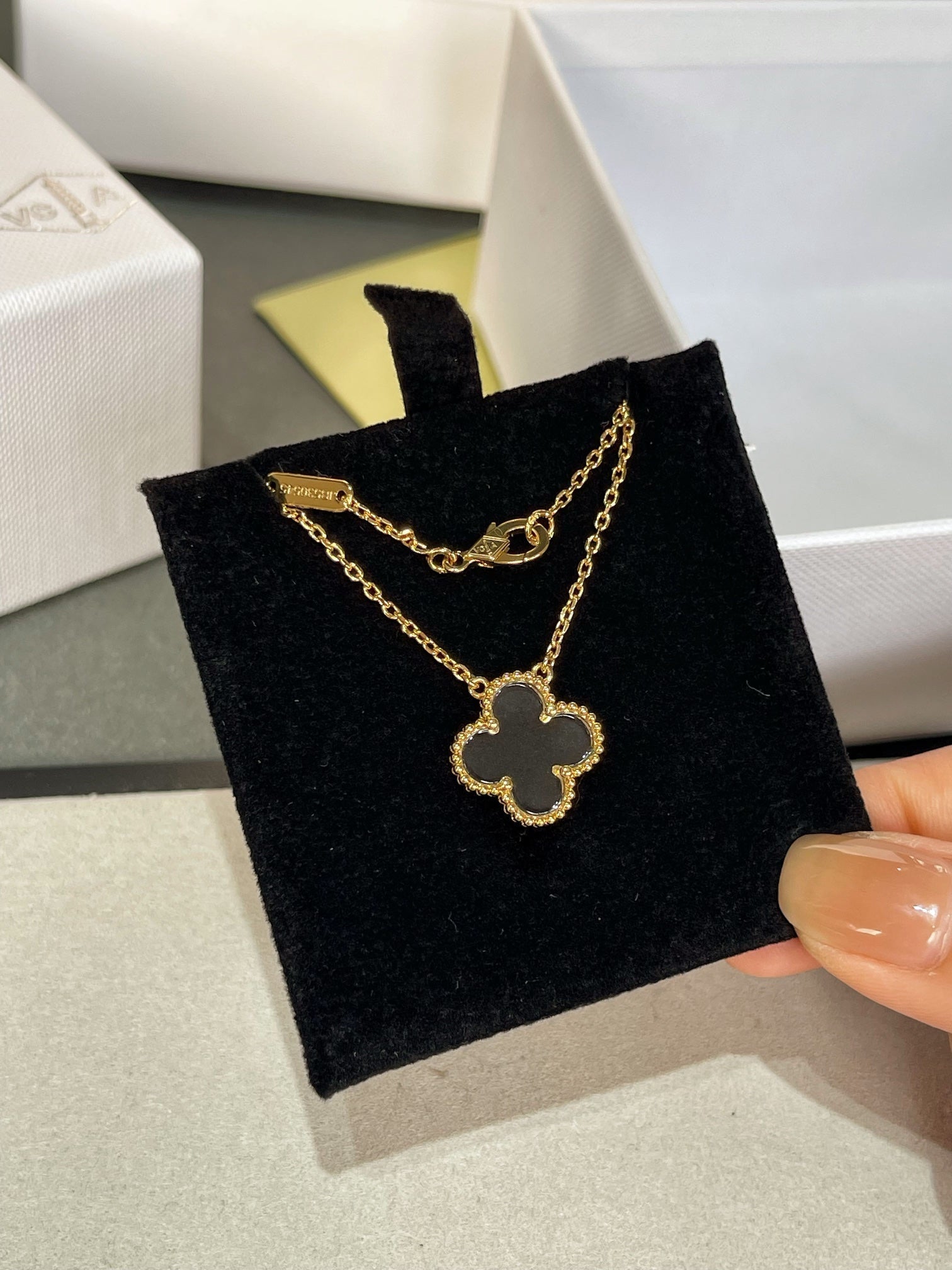 ¡®Dream¡¯CLOVER ROCK CRYSTAL ROSE GOLD NECKLACE