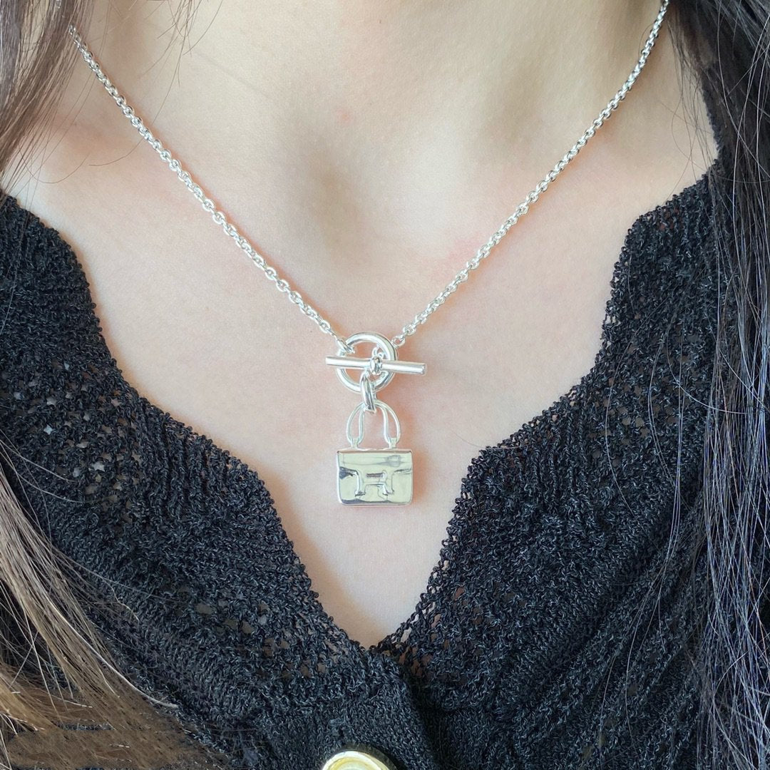 ¡®Dream¡¯CONSTANCE PEDANT SILVER NECKLACE