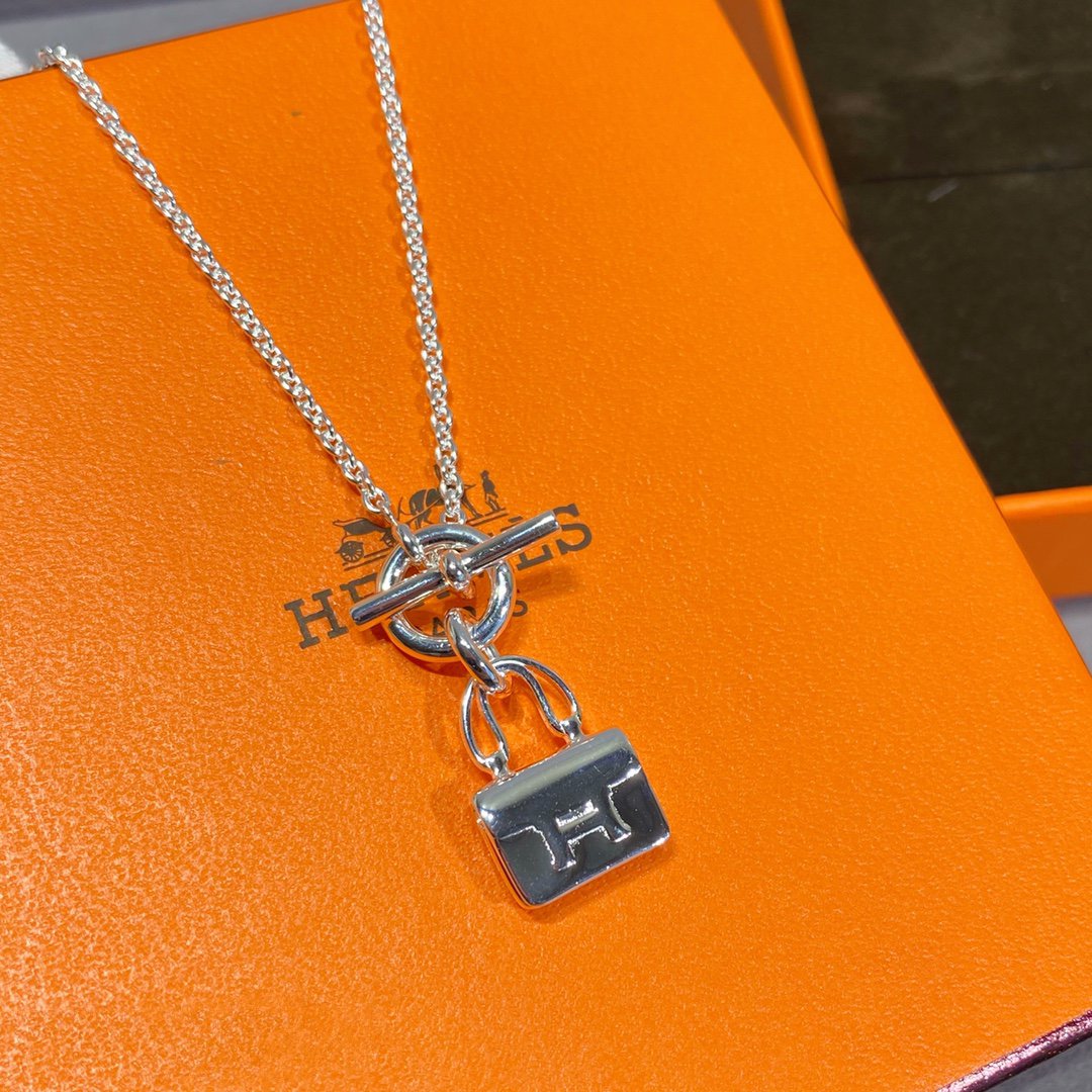 ¡®Dream¡¯CONSTANCE PEDANT SILVER NECKLACE