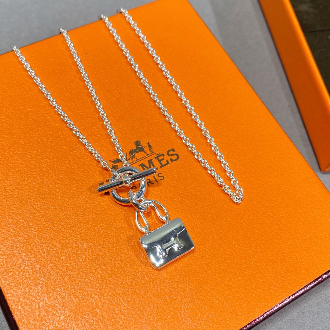 ¡®Dream¡¯CONSTANCE PEDANT SILVER NECKLACE