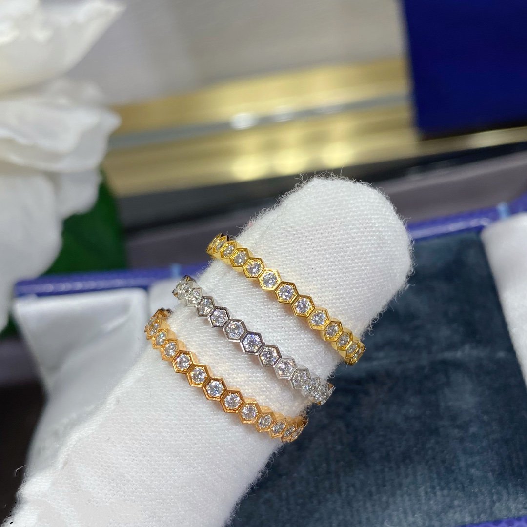 ¡®Dream¡¯BEE LOVE DIAMOND PAVED SMALL RING