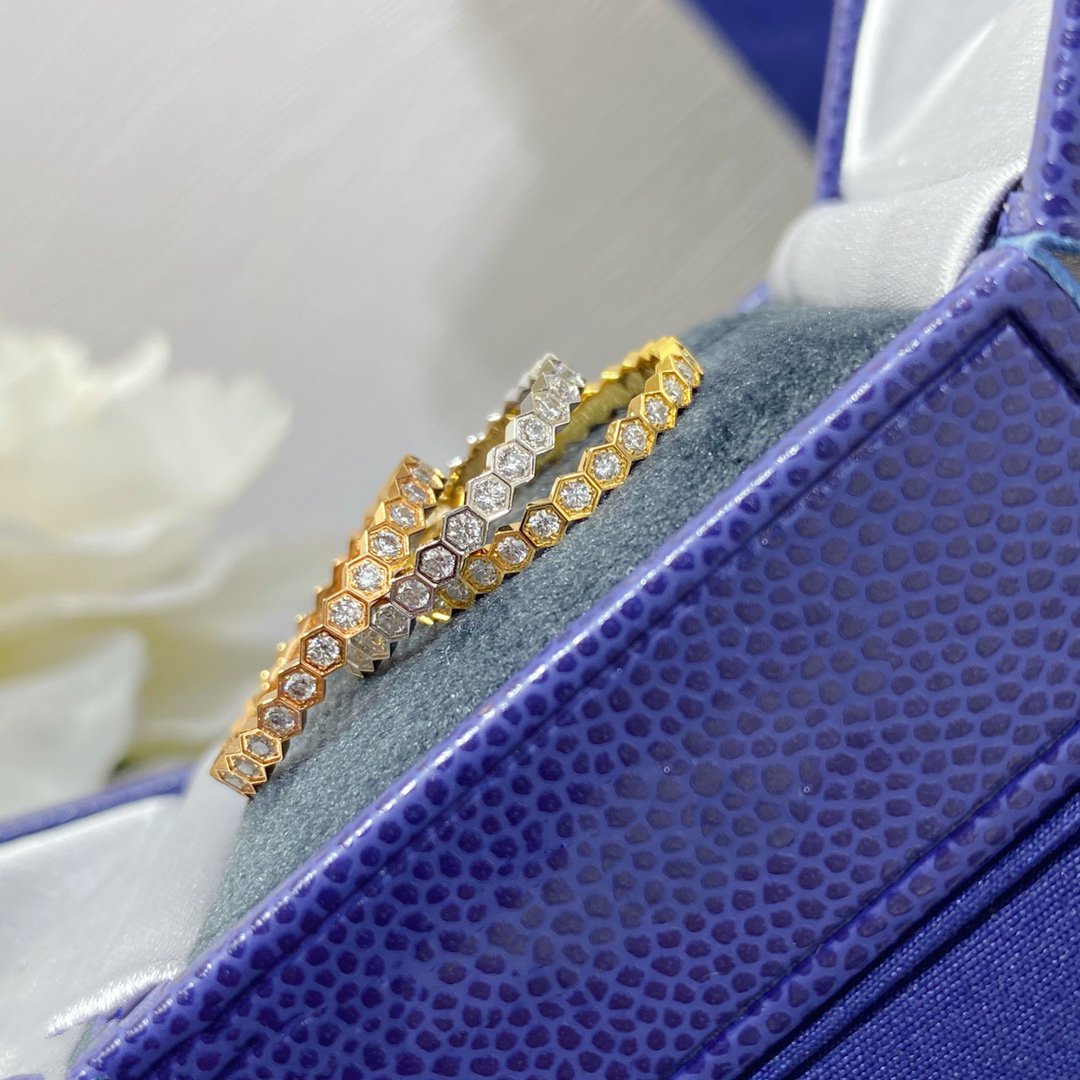 ¡®Dream¡¯BEE LOVE DIAMOND PAVED SMALL RING