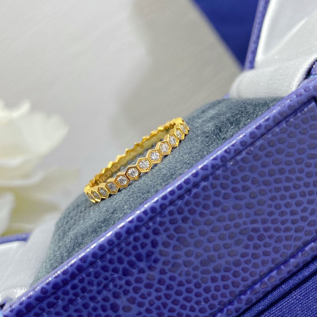 ¡®Dream¡¯BEE LOVE DIAMOND PAVED SMALL RING