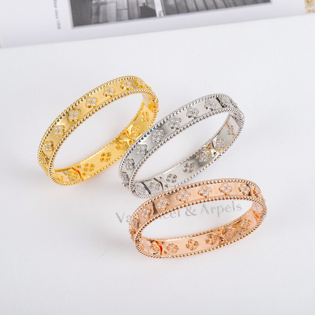 ¡®Dream¡¯CLOVER BRACELET 8MM DIAMONDS
