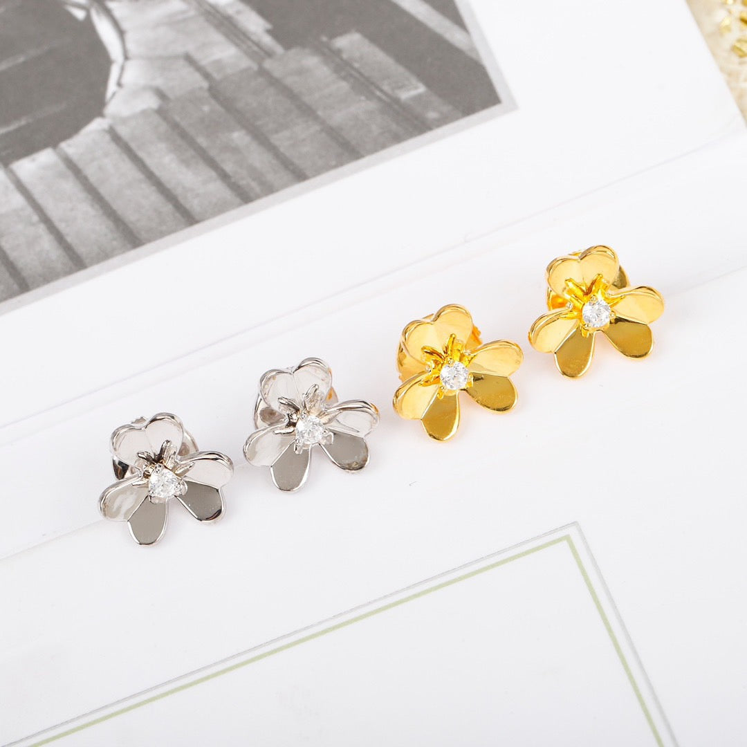 ¡®Dream¡¯FRIVOLE MINI FLOWER EARRINGS