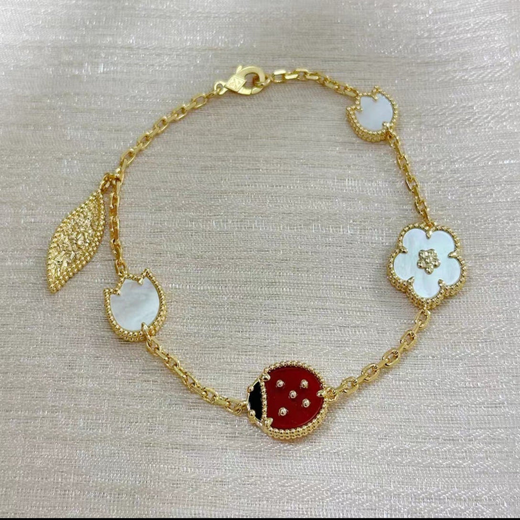 „Dream“-Armband mit 5 Glücksmotiven