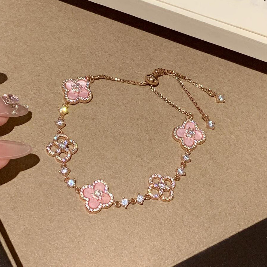 ¡®Dream¡¯CLOVER 5 MOTIF PINK BLUE RED WHITE BRACELET