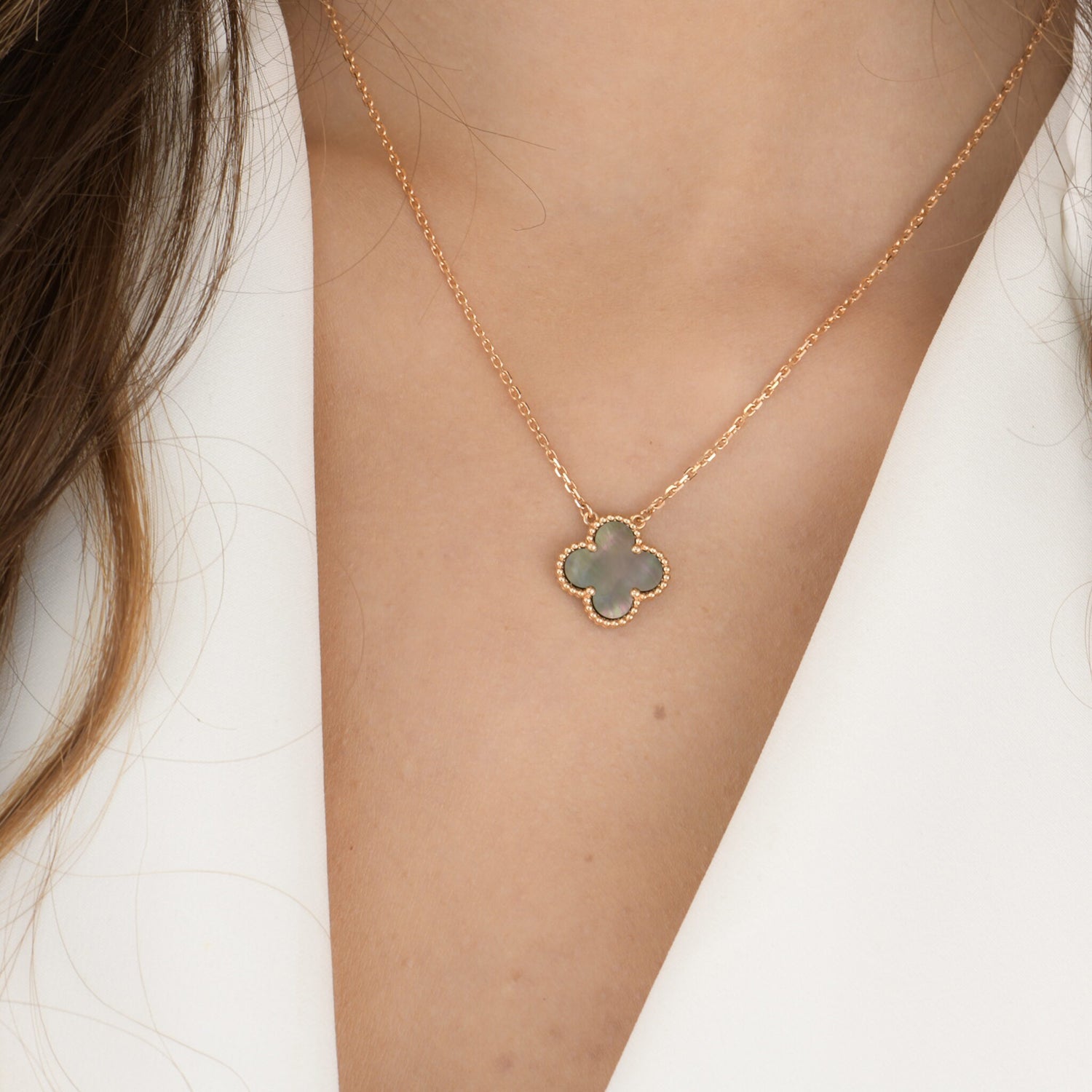 ¡®Dream¡¯CLOVER 15MM  GRAY MOTHER OF PEARL NECKLACE
