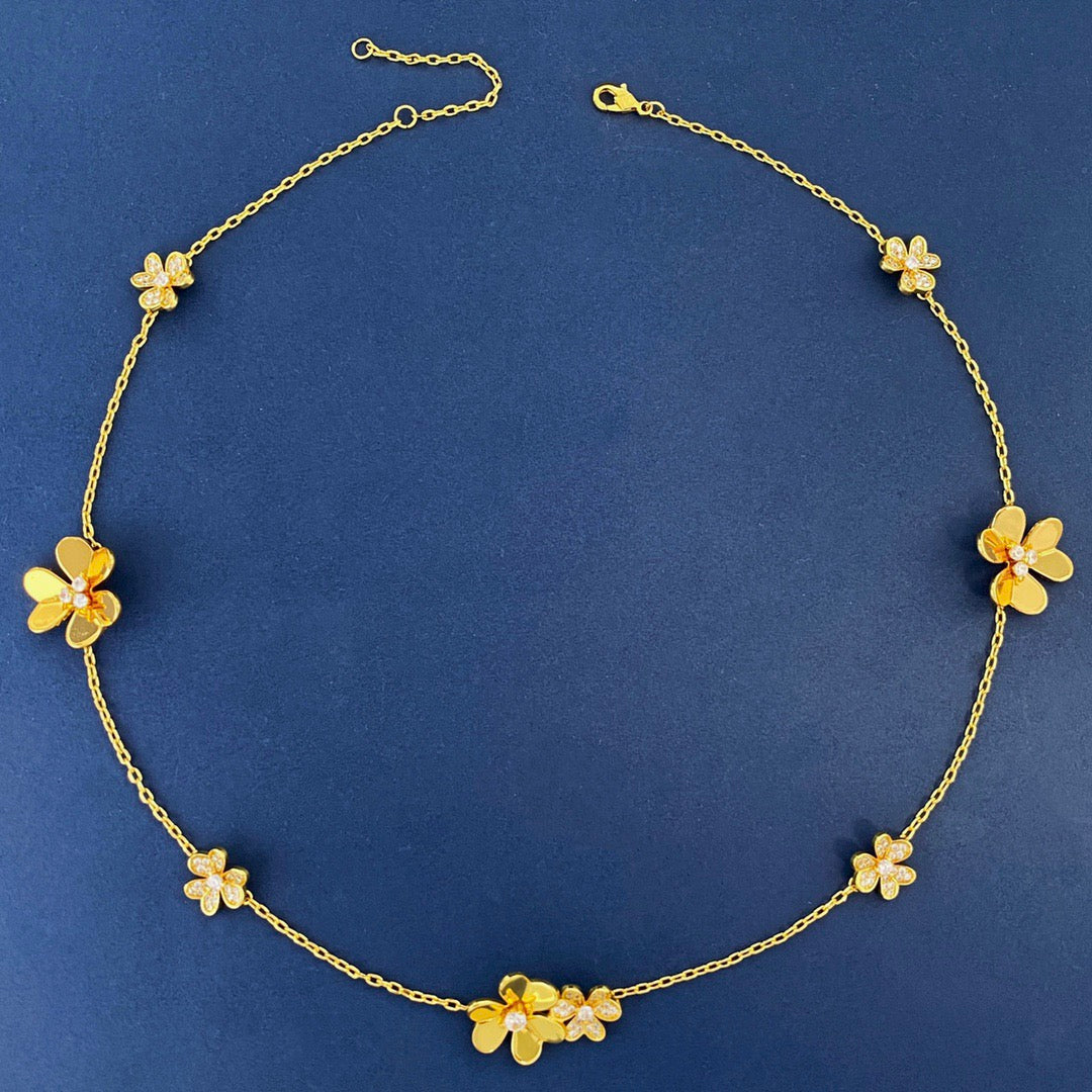 ¡®Dream¡¯FRIVOLE 8 FLOWERS NECKLACE