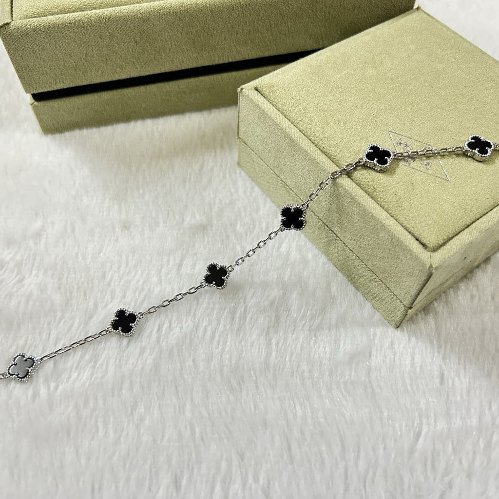 [¡®Dream¡¯]CLOVER 6 MOTIF  ONYXS BRACELET