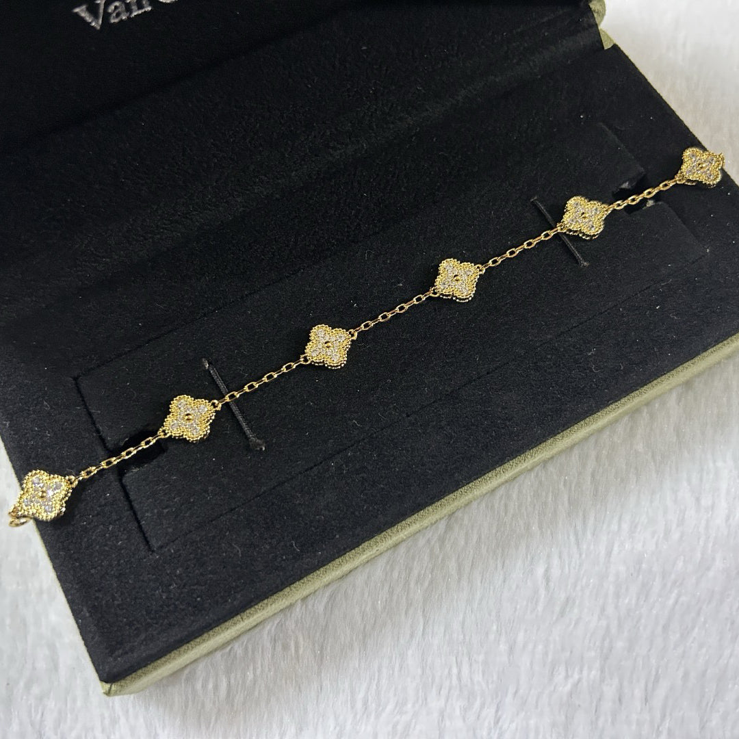 [Dream]New CLOVER 6 MOTIF DIAMOND BRACELET