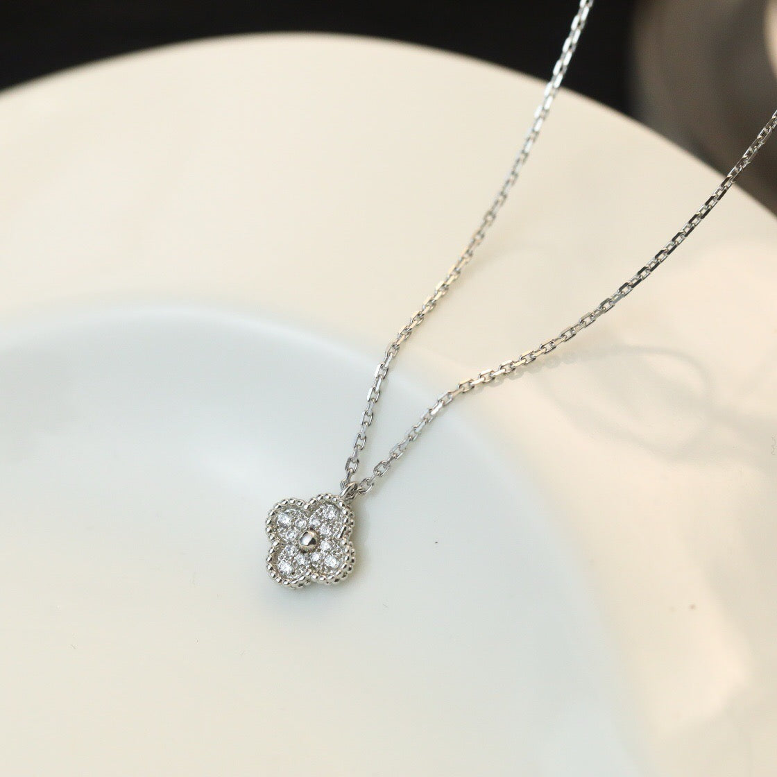 ¡®Dream¡¯CLOVER MINI 9.5MM PENDANT DIAMOND NECKLACE