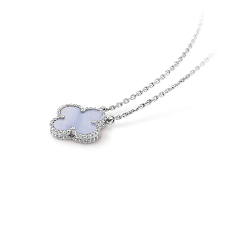 ¡®Dream¡¯CLOVER 15MM BLUE CHALCEDONY NECKLACE SILVER