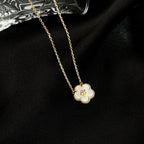 ¡®Dream¡¯LUCKY  WHITE MOP  PLUM BLOSSOM NECKLACE
