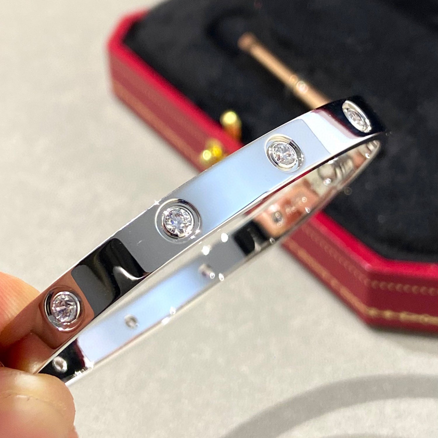 「ドリーム」LOVEブレスレット 6.1MM ダイヤモンド10石