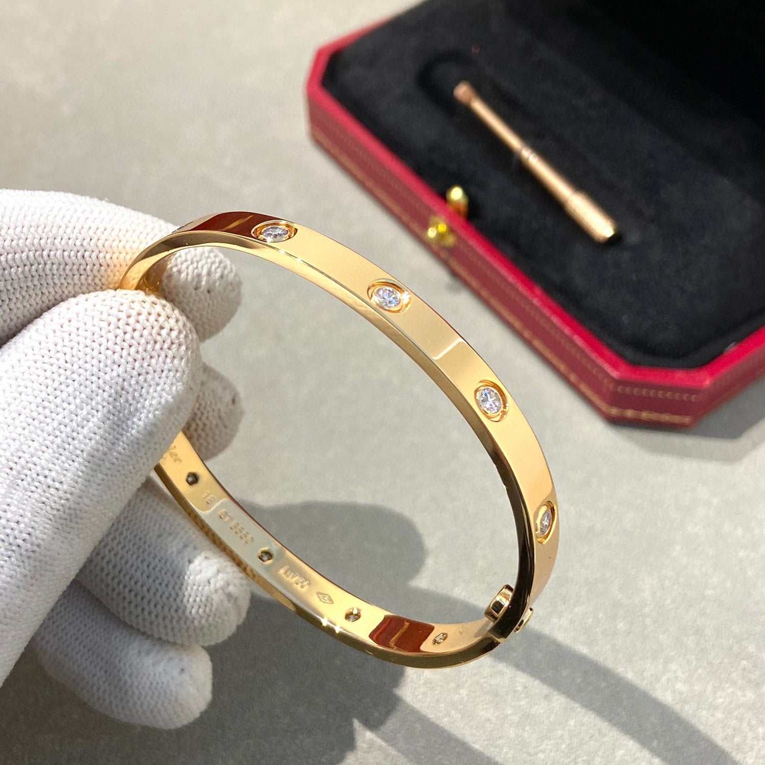 「ドリーム」LOVEブレスレット 6.1MM ダイヤモンド10石