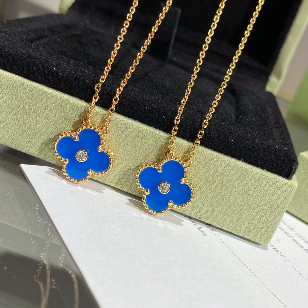 ¡®Dream¡¯CLOVER 15MM DIAMOND AND BLUE AGATE NECKLACE